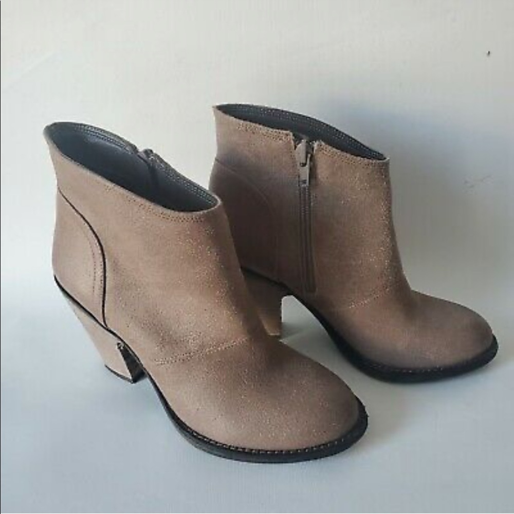 Jessica Simpson Womens Maxi Ankle Boots